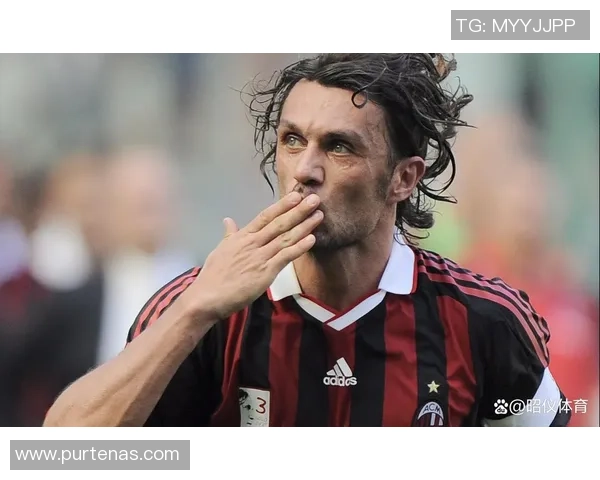 足球明星粉丝热情瞬间回顾展现偶像魅力与忠诚的精彩时刻